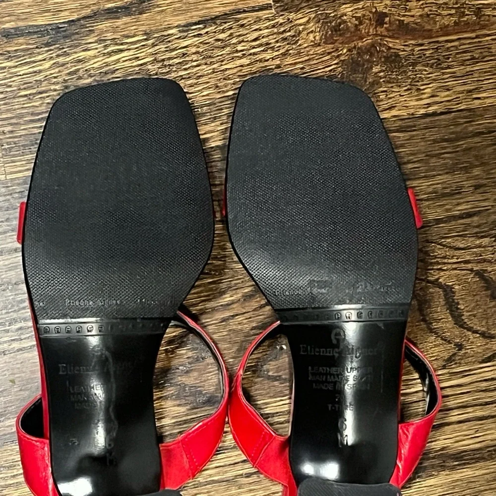 cute Red SZ 6 Etienne Aigner (never worn) - Picture 4 of 10